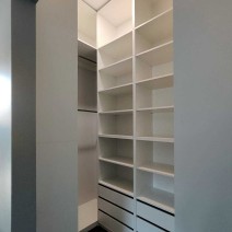 Didele_spinta_rubine_Kaunas_Diforma_123